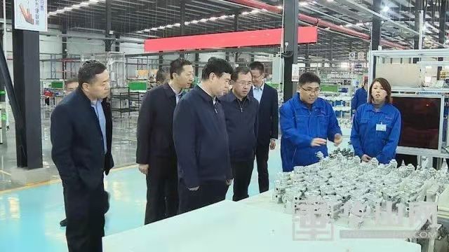 渭南市委书记魏建峰莅临渭南bevictor伟德产业园调研并领导工作
